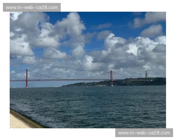 巴塞尔vs里斯本：莱茵河畔的艺术韵律与特茹河口的浪漫激情